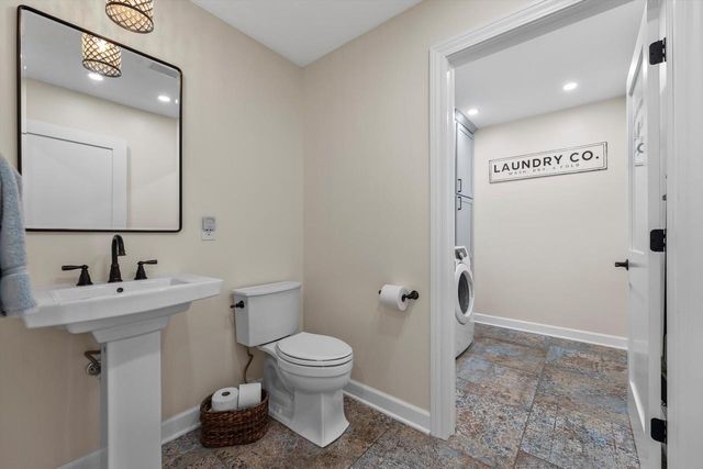 5696 Gladstone LANE, Greendale, WI 53129