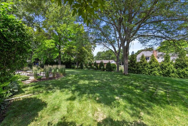 5696 Gladstone LANE, Greendale, WI 53129