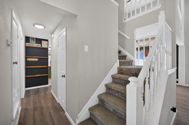 519 Fox Creek Court, Denton, TX 76209