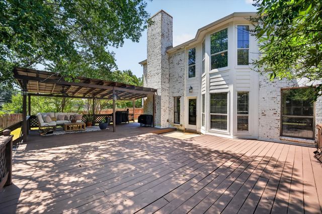 519 Fox Creek Court, Denton, TX 76209