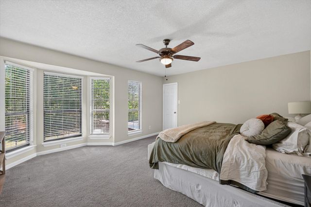 519 Fox Creek Court, Denton, TX 76209