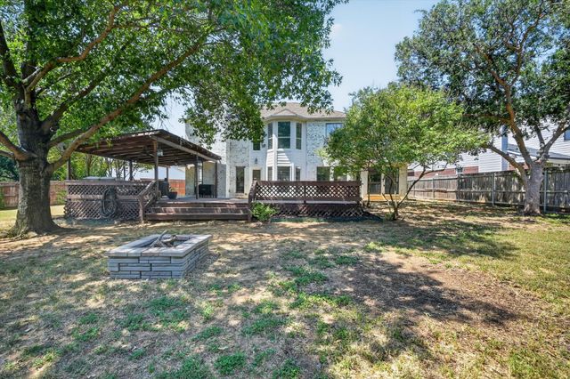 519 Fox Creek Court, Denton, TX 76209