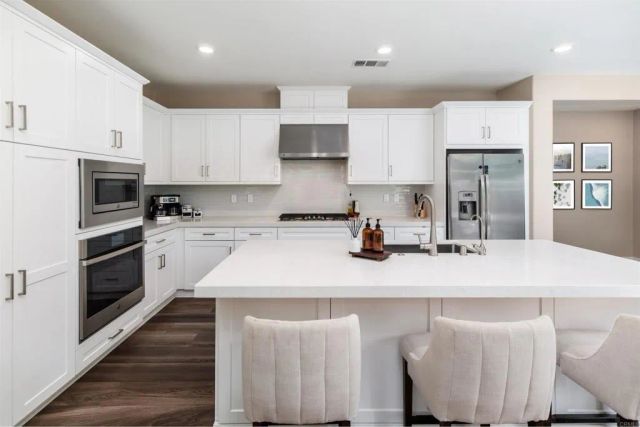 6647 Encelia Place, Carlsbad, CA 92011