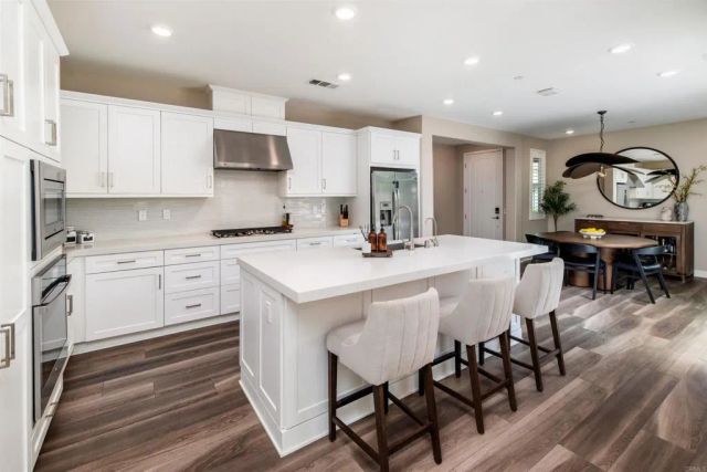 6647 Encelia Place, Carlsbad, CA 92011