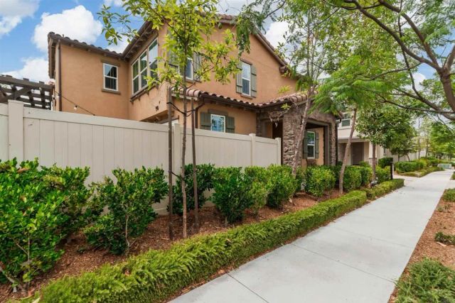 6647 Encelia Place, Carlsbad, CA 92011