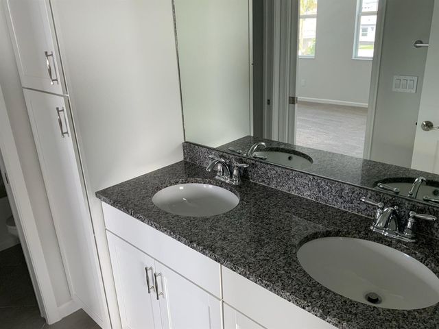 16340 OAKVIEW Drive, Westlake, FL 33470