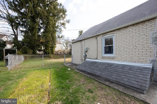 811 SPRINGFIELD RD, Aldan, PA 19018