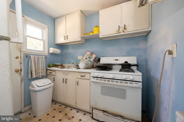 811 SPRINGFIELD RD, Aldan, PA 19018