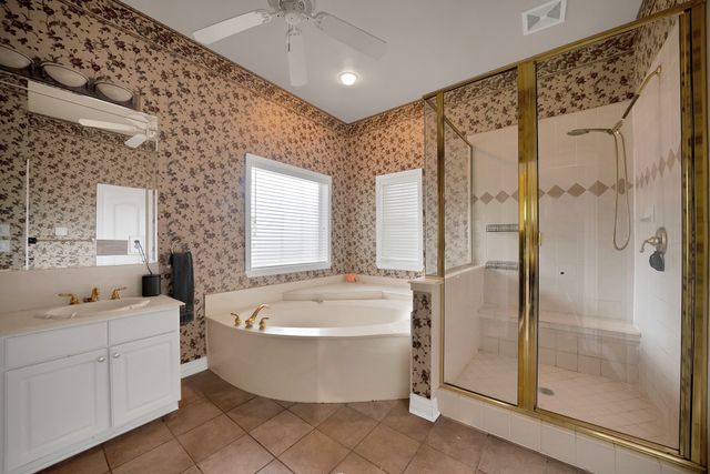 1912 Timber Ridge Court, Cedar Hill, TX 75104