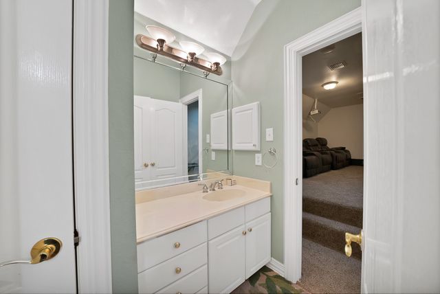 1912 Timber Ridge Court, Cedar Hill, TX 75104