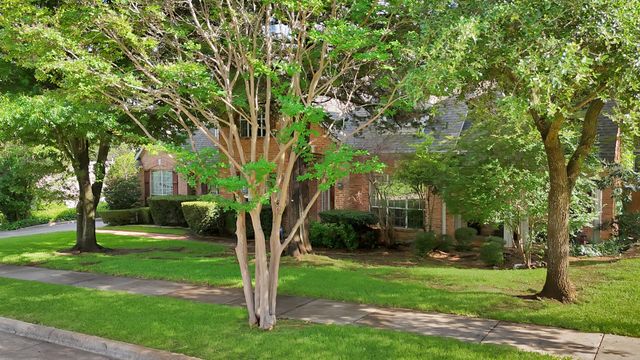 1912 Timber Ridge Court, Cedar Hill, TX 75104