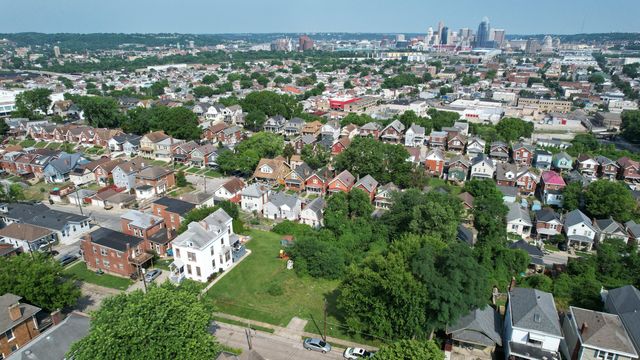 42 17th Street, Newport, KY 41071