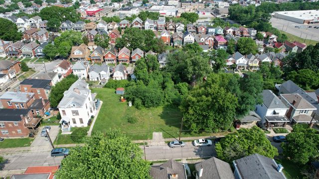 42 17th Street, Newport, KY 41071