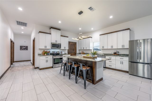 1706 County Road 35400, Sumner, TX 75486