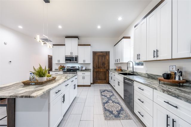 1706 County Road 35400, Sumner, TX 75486