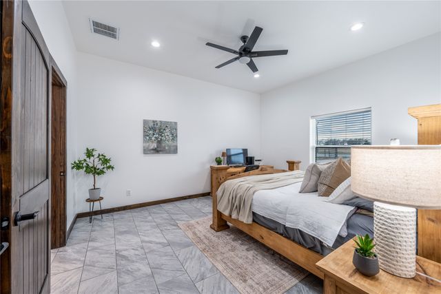 1706 County Road 35400, Sumner, TX 75486