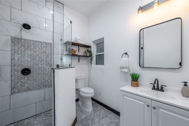 1706 County Road 35400, Sumner, TX 75486