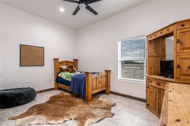 1706 County Road 35400, Sumner, TX 75486