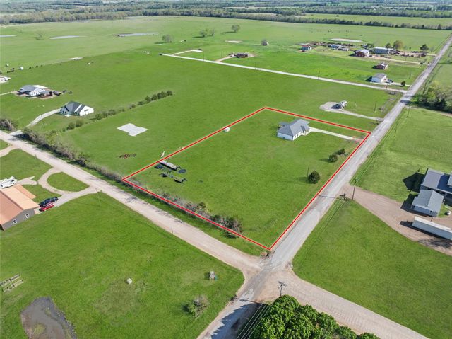 1706 County Road 35400, Sumner, TX 75486