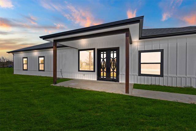 1706 County Road 35400, Sumner, TX 75486