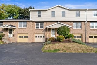 1182 Cunningham Dr, Victor, NY 14564