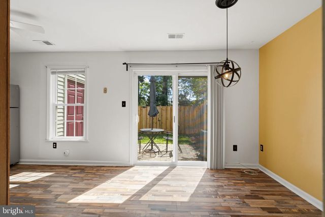 14325 N PARK CT, Woodbridge, VA 22193