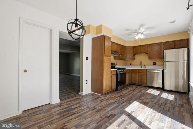 14325 N PARK CT, Woodbridge, VA 22193