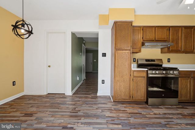 14325 N PARK CT, Woodbridge, VA 22193
