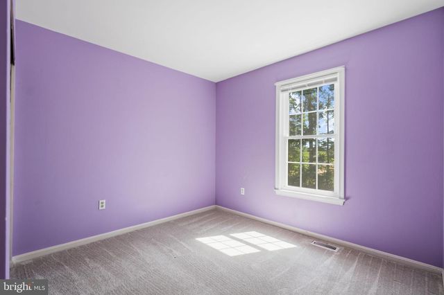 14325 N PARK CT, Woodbridge, VA 22193
