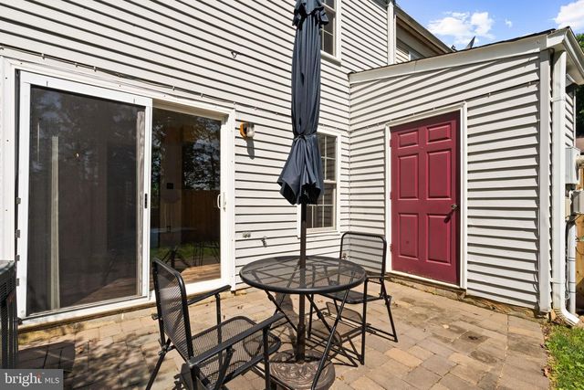 14325 N PARK CT, Woodbridge, VA 22193