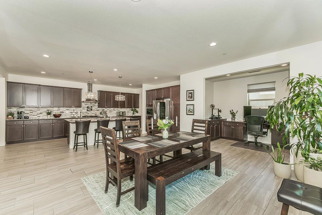 Image 17 of property listing at 877 Treasure Hills Drive, Madera, CA 93636