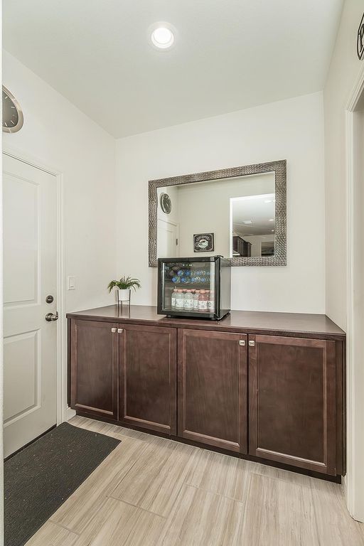 Image 21 of property listing at 877 Treasure Hills Drive, Madera, CA 93636