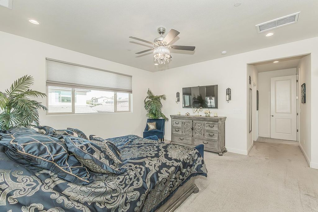 Image 32 of property listing at 877 Treasure Hills Drive, Madera, CA 93636