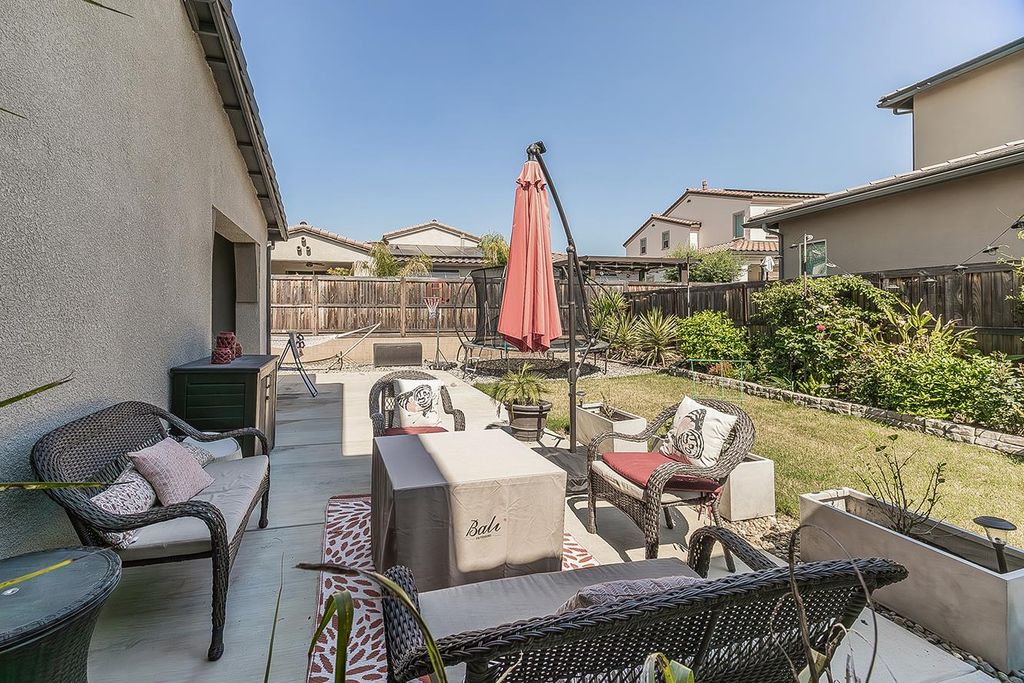 Image 63 of property listing at 877 Treasure Hills Drive, Madera, CA 93636