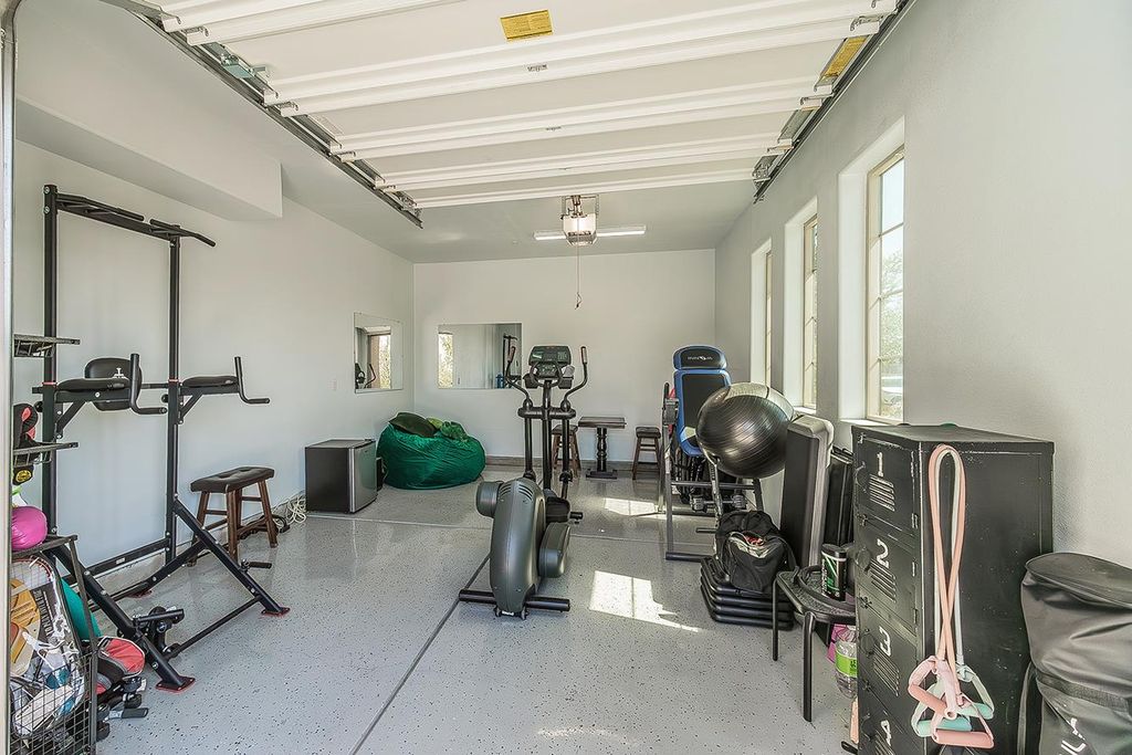 Image 74 of property listing at 877 Treasure Hills Drive, Madera, CA 93636