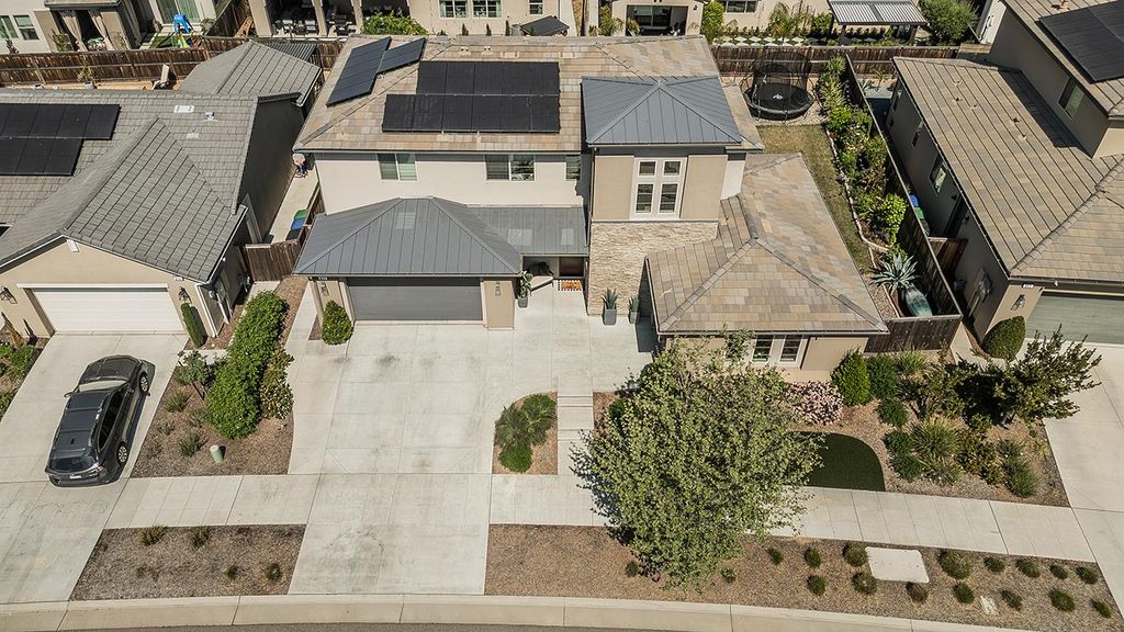 Image 78 of property listing at 877 Treasure Hills Drive, Madera, CA 93636