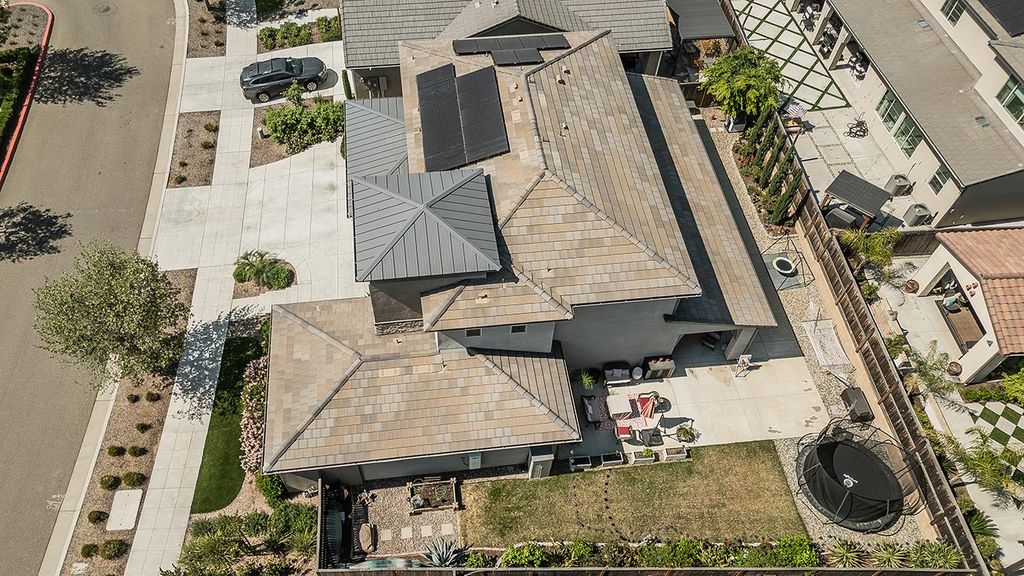 Image 81 of property listing at 877 Treasure Hills Drive, Madera, CA 93636