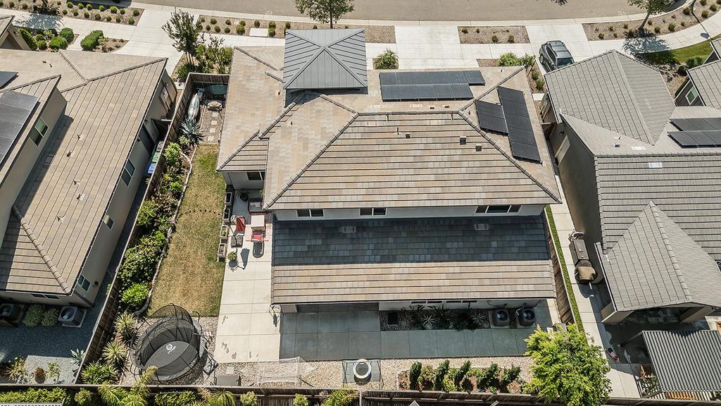 Image 83 of property listing at 877 Treasure Hills Drive, Madera, CA 93636