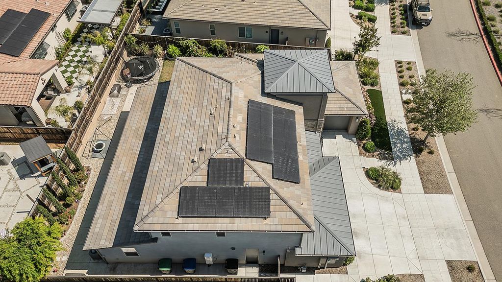 Image 85 of property listing at 877 Treasure Hills Drive, Madera, CA 93636