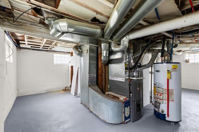 1533 College Avenue, Lincoln Park, MI 48146