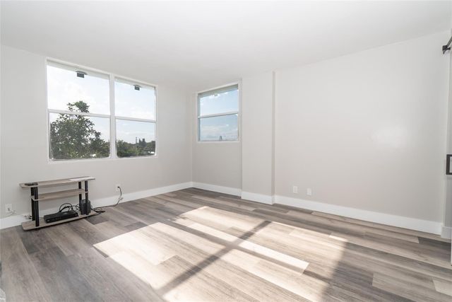 119 Royal Park Drive 4H, Oakland Park, FL 33309