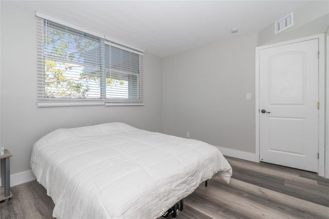 119 Royal Park Drive 4H, Oakland Park, FL 33309