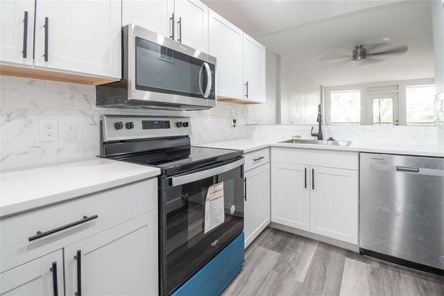 119 Royal Park Drive 4H, Oakland Park, FL 33309