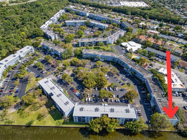 119 Royal Park Drive 4H, Oakland Park, FL 33309