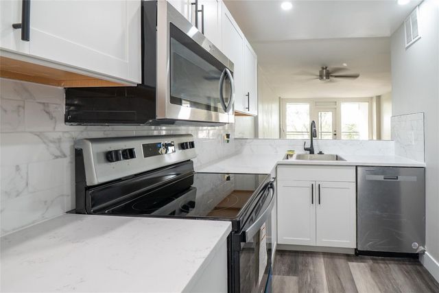 119 Royal Park Drive 4H, Oakland Park, FL 33309