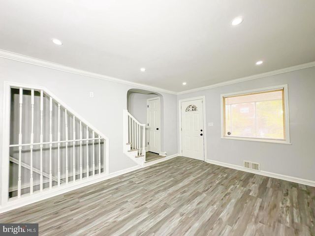 130 36TH ST NE, Washington, DC 20019