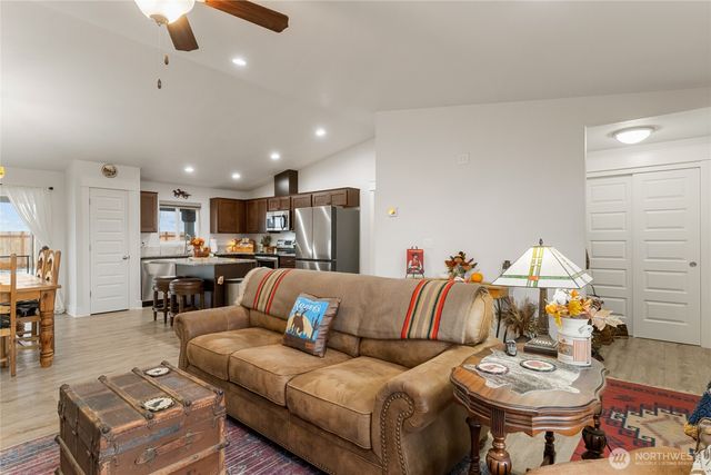 928 Q Street SW, Quincy, WA 98848