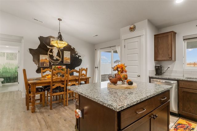 928 Q Street SW, Quincy, WA 98848