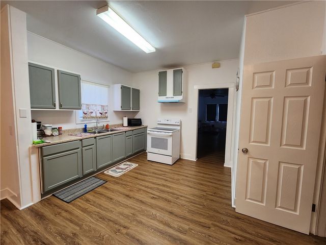 1613 6th St, Corpus Christi, TX 78404