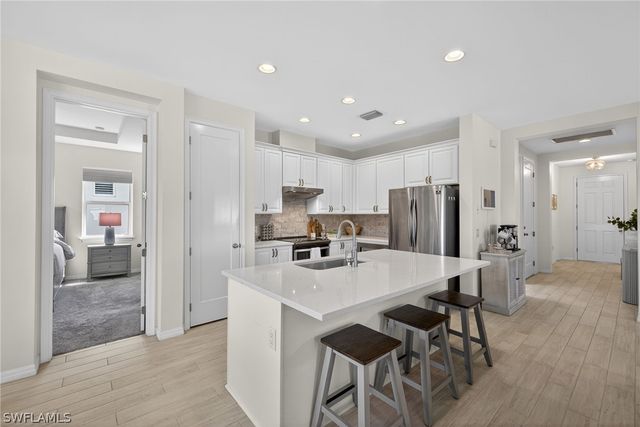 14520 Topsail DR, Naples, FL 34114